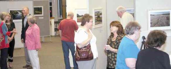 Lucy Hill Patterson Library hosts El Camino Real photo exhibit