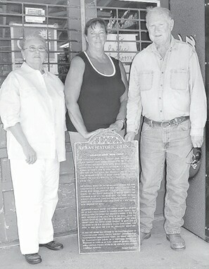 Sugarloaf Faubian Bridge Marker found - Darlene Anglen, Kathy Straceren, Robert Gaston