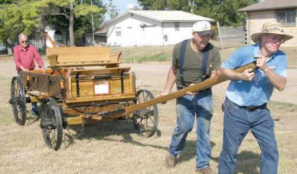 Lee Caywood's wagon