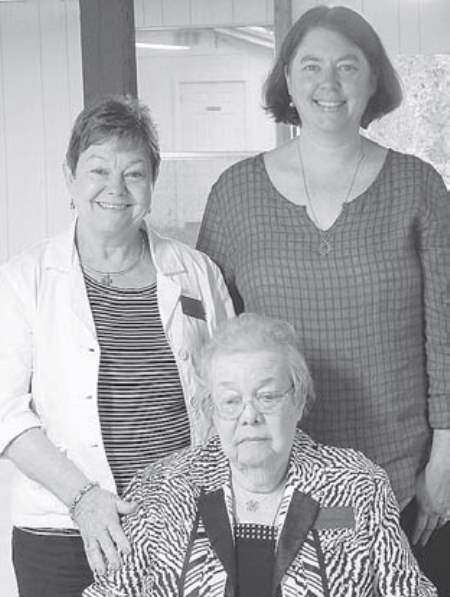 Geri Burnett, Lucile Estell, Bratten Thomason 