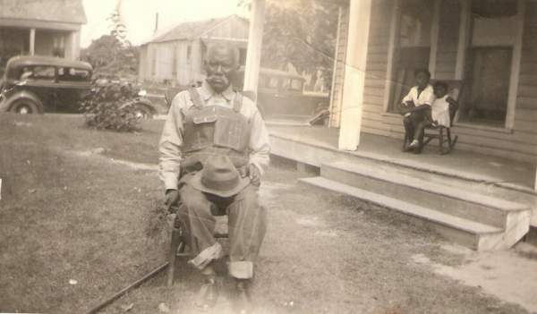 Paul Moultry, First Blacksmith in Rockdale TX