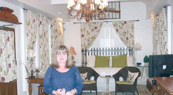 Joan Ratliff in Garden Room - Rainbow Courts - Rockdale TX