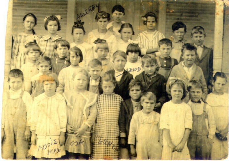 Sandy Creek School - circa 1915